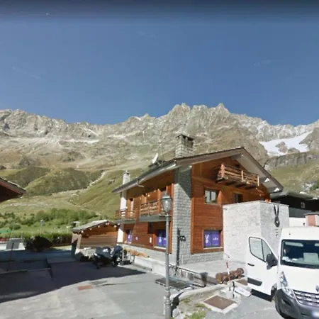 Appartamento Charme House Cervinia *